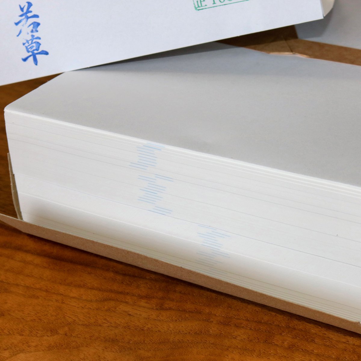 半紙　白虎　1000枚束 半紙】 白虎 - 書道用具専門店 西本皆文堂 オンラインショップ