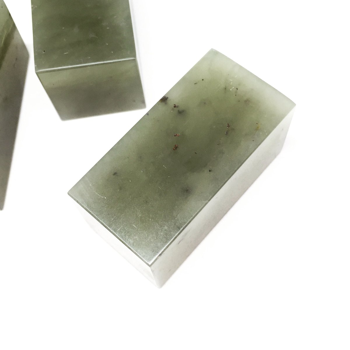 瀋陽緑凍石 2.5×2.5㎝ | 上杉文林堂