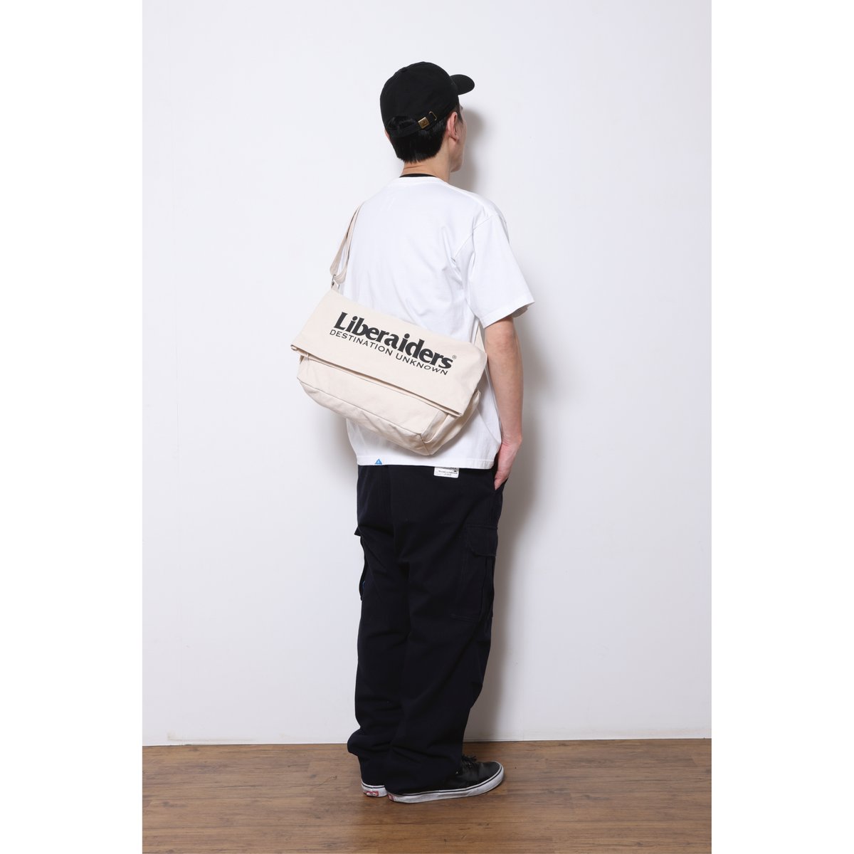 PX CANVAS FLAP SHOULDER BAG | independence