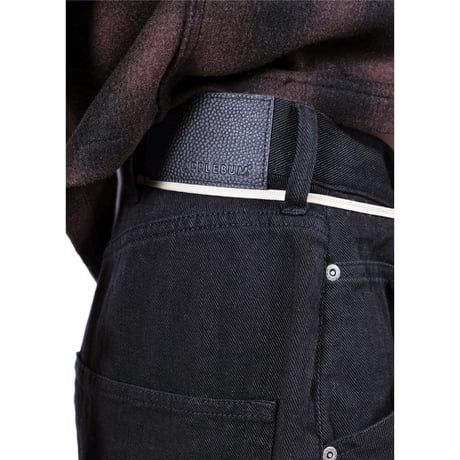 “SELENA” WIDE TAPERED DENIM PANTS (BLACK)