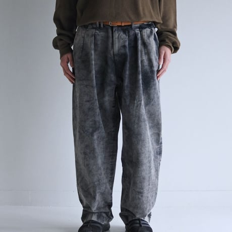 AN334 SULFUR DYED TUCK WIDE TROUSERS SULFUR BLACK