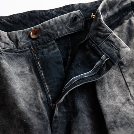 AN334 SULFUR DYED TUCK WIDE TROUSERS SULFUR BLACK