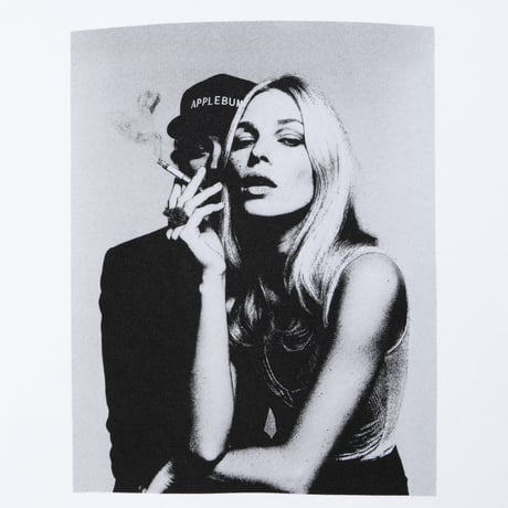 “SMOKY SEDUCTION” T-SHIRT
