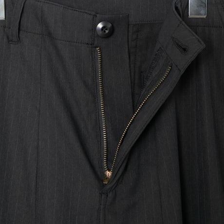PIN STRIPE WIDE MILITARY PANTS