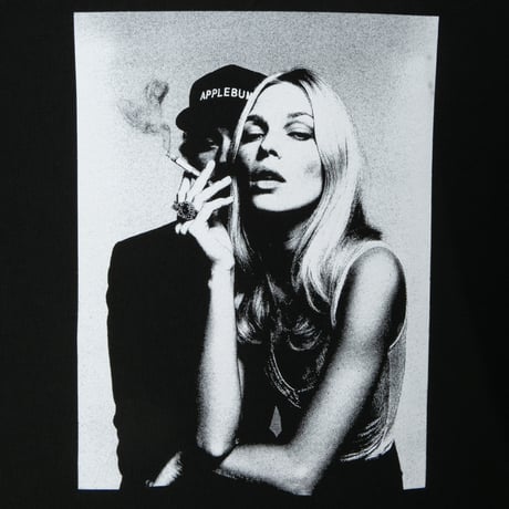 “SMOKY SEDUCTION” T-SHIRT