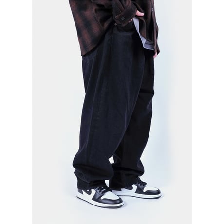 “SELENA” WIDE TAPERED DENIM PANTS (BLACK)