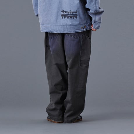 HANDWRITING PRINT CHINO SARROUEL PANTS