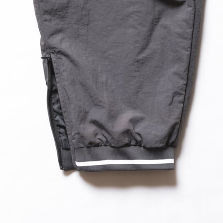 LR NYLON PANTS