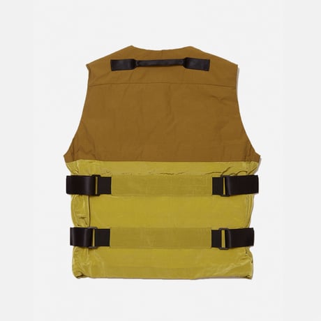 BODY ARMOUR DOWN VEST