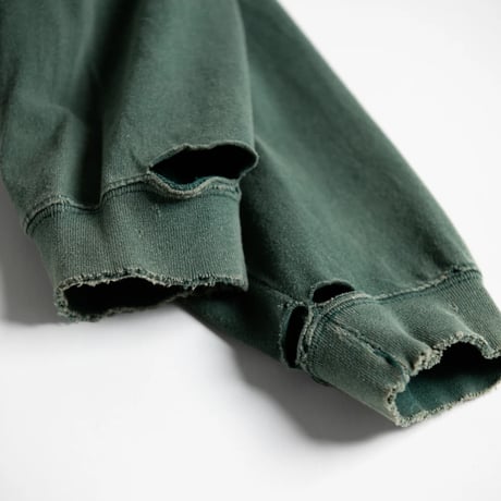 AN345 EMBROIDERY DAMAGED L/S T-S GREEN