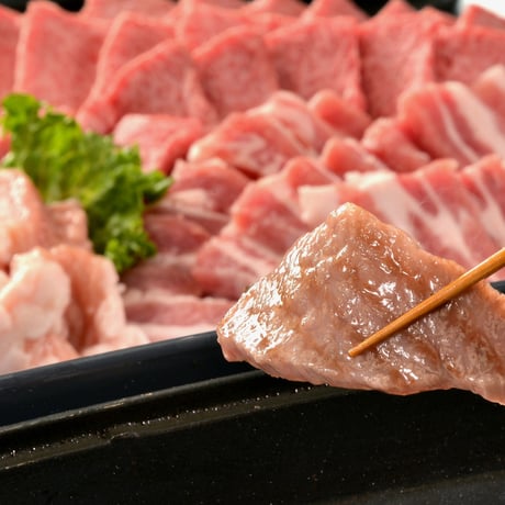 焼肉セット(稲葉牛上カルビ/牛ホルモン/牛タン)700g