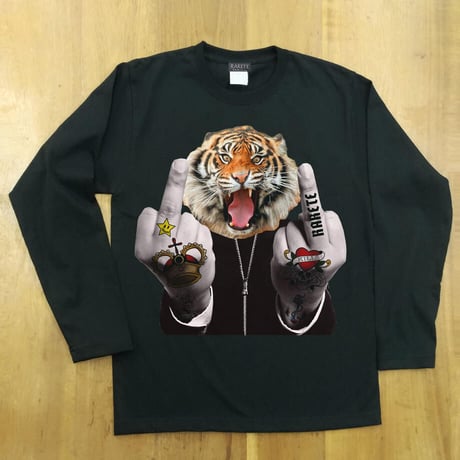 RARETE (ラルテ) トラ ファック ポーズ タトゥー ブラック 長袖Tシャツ