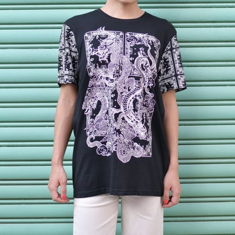 BRAVE SOUL ブレイブソウル ペイズリー パネル バンダナ柄 東洋 オリエンタル ドラゴン 龍 モノトーン Tシャツ UKストリート Mサイズ