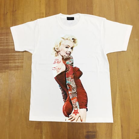 RARETE (ラルテ) マリリンモンロー 赤 ドレス タトゥー Tシャツ ホワイト 星柄