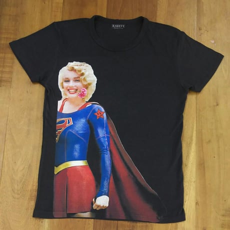 RARETE (ラルテ) マリリン モンロー スーパーガール Tシャツ スミクロ 星柄 star