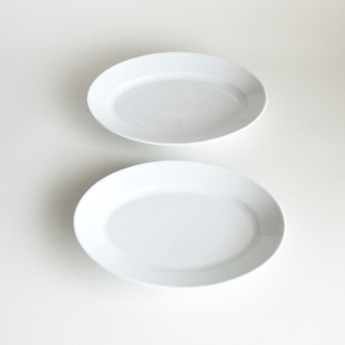   手描きオーバル皿 2枚セット 手描きオーバル皿 2枚セット 美濃焼】オーバル皿 ファミリーセット