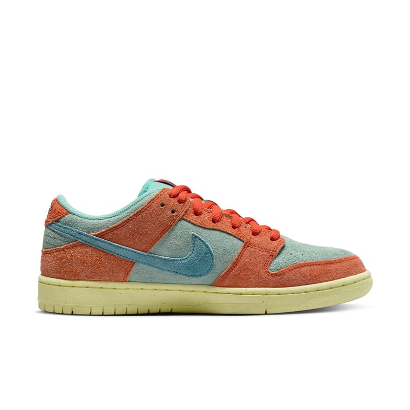 スケートボード NIKE SB Dunk Low Pro PRM Mystic Red Nike SB Dunk Low Pro PRM 
