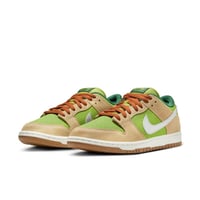 【 NIKE SB 】DUNK LOW PRO WC “ESCARGOT”
