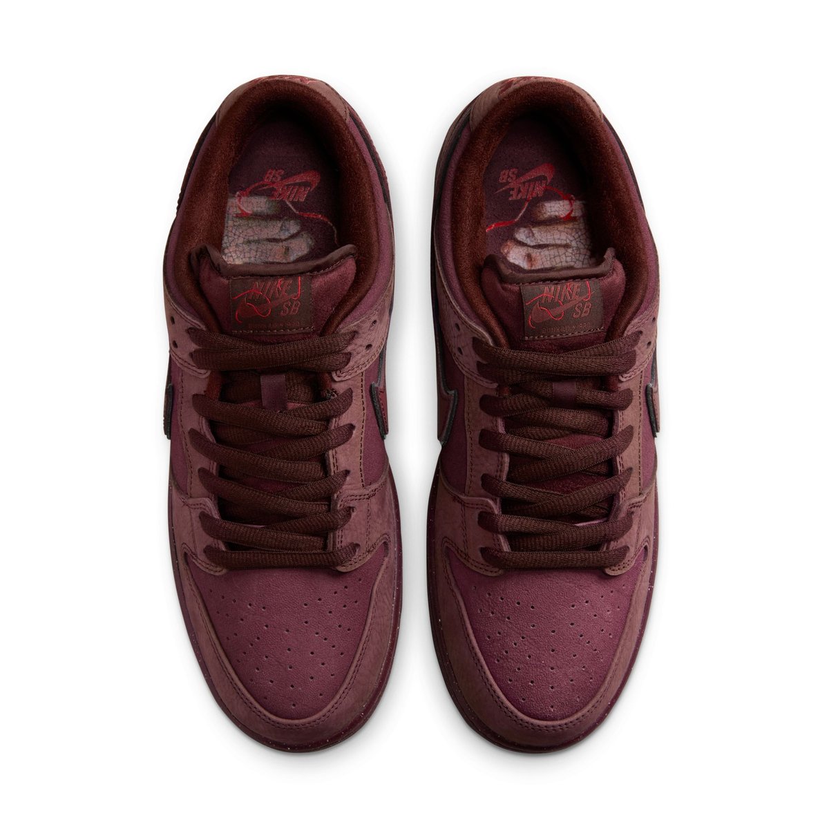 NIKE SB / DUNK LOW PRM “City of Love