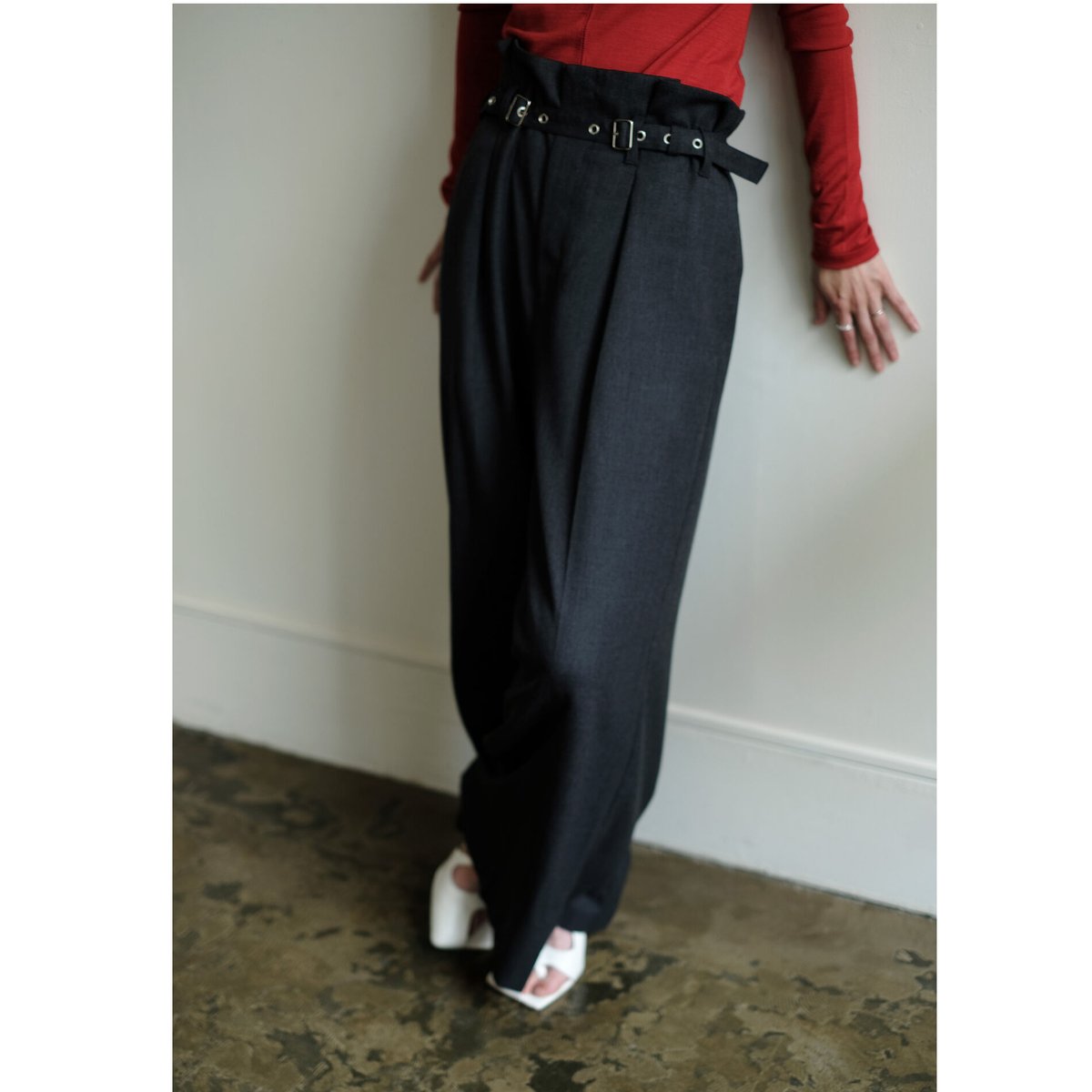 leather monster tuck pants 変形ワイドパンツ バギー-