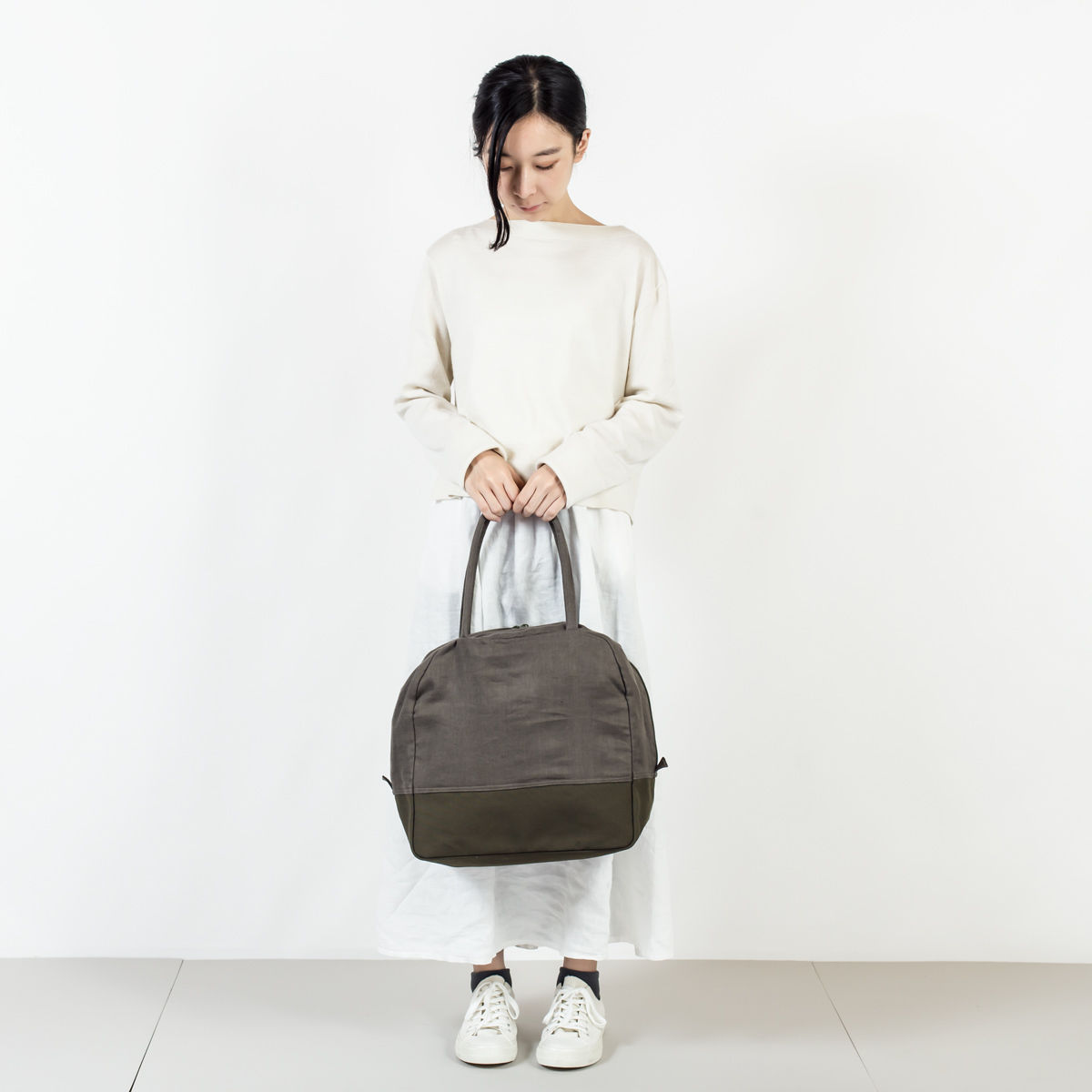 カーキ　SAPEur AVIATOR BAG ボストンバッグ　即完売　新品 カーキ SAPEur AVIATOR BAG ボストンバッグ 即完売 新品 カーキ