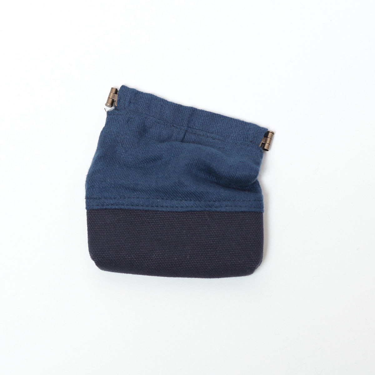 バネ口金ポーチ（小）ネイビー | 袋う