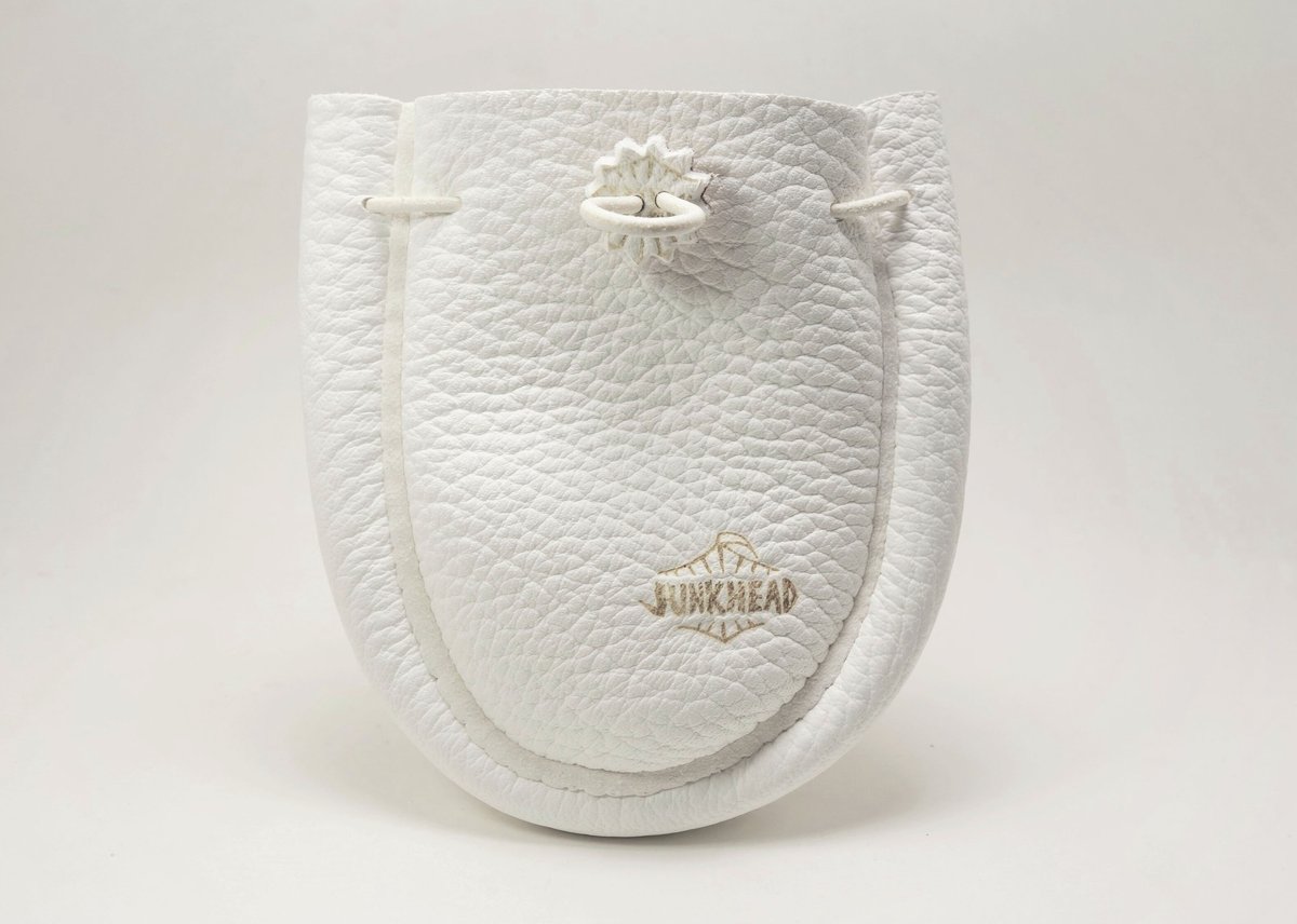 JUNKHEAD ディアスキン 鹿革巾着ポーチ白 WHITE | JUNKHEAD LEAT JUNKHEAD ディアスキン 鹿革巾着ポーチ白 WHITE | JUNKHEAD LEAT