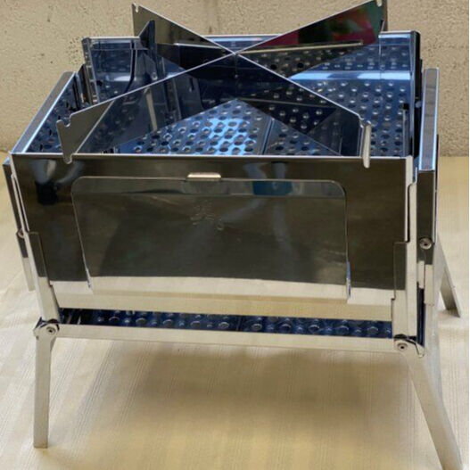 笑's（ショウズ） コンパクト焚き火グリル『B-GO-WING』 | CLIMB STORE