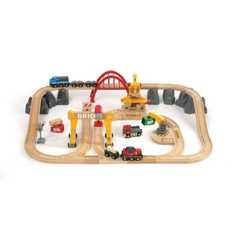 BRIOブリオ　デラックスティドマス機関庫 Amazon.co.jp: きかんしゃトーマス 木製レールシリーズ ティドマス機関