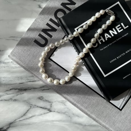 semi baroque pearl necklace
