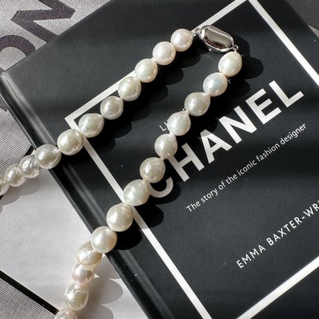 semi baroque pearl necklace