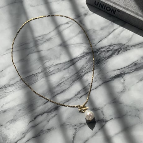 pearl mantel necklace