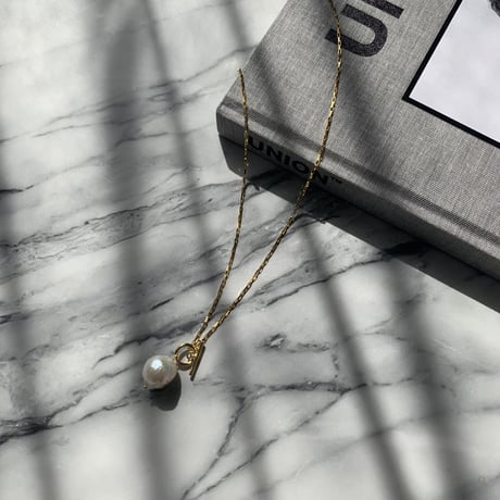 pearl mantel necklace