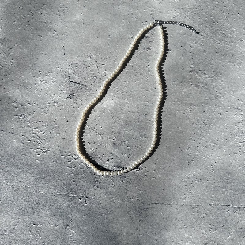 small potato pearl necklace | glow +
