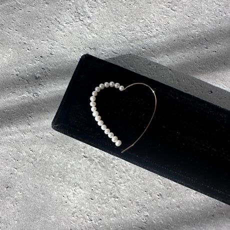 asymmetry heart hoop pierce_gold