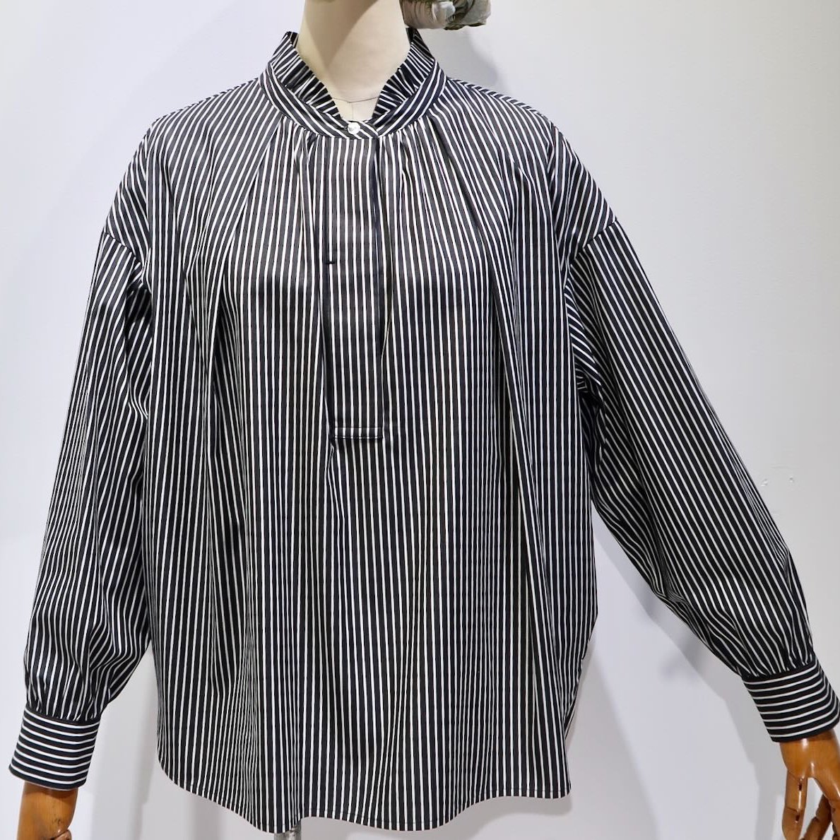 CHAW25-5003 DOUBLE STAND COLLAR BLOUSE | SI ET