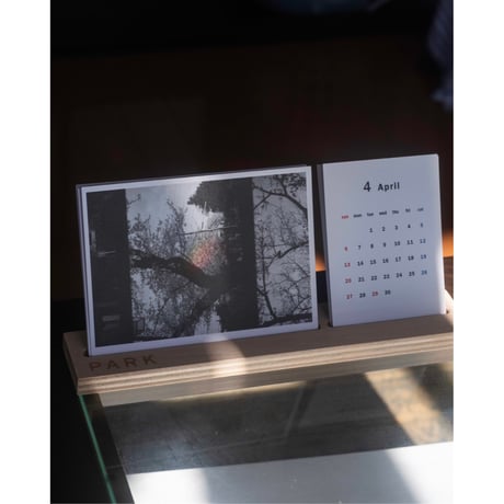 【 NEW 】 PARK GALLERY × 間峠武蔵 | ORIGINAL CALENDAR『Go Go Round This World！2025』
