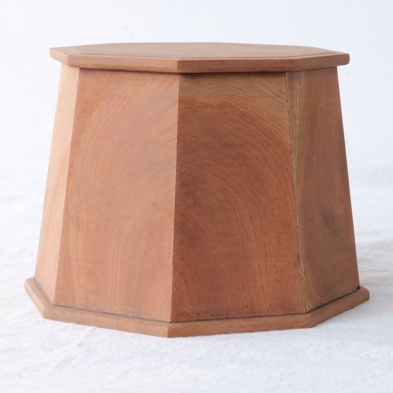 1935年製のけやきの木でできた八角形の飾り台【A】/st.774 | SLOWHAND