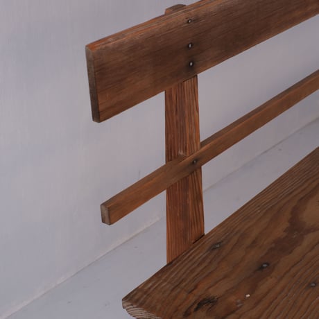 たっぷり横長でシンプルな作りが素朴な木製ベンチ/sa.955