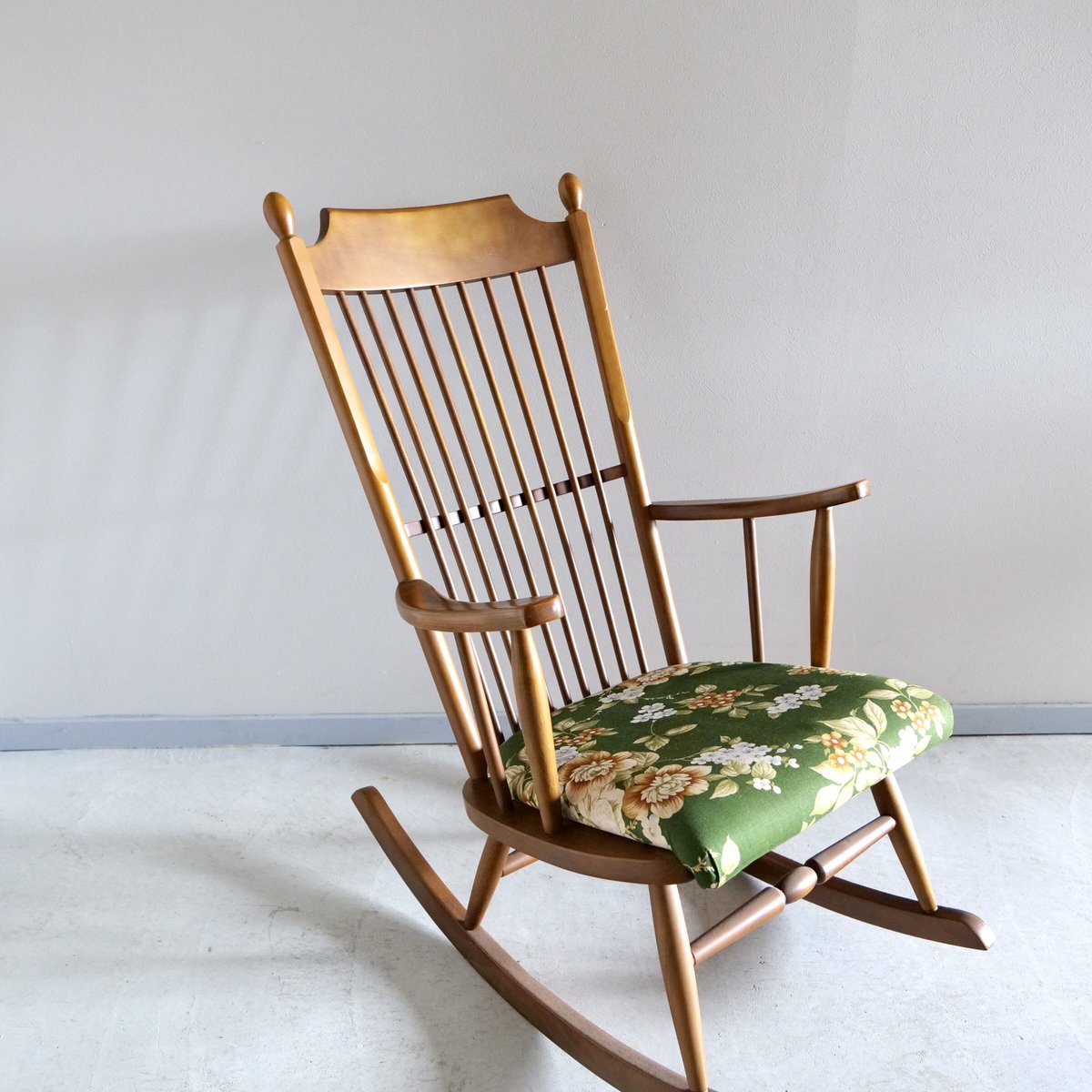 松田家具|ヴィンテージ|フットレスト付|ロッキングチェア 松田家具|ヴィンテージ|フットレスト付|ロッキングチェア