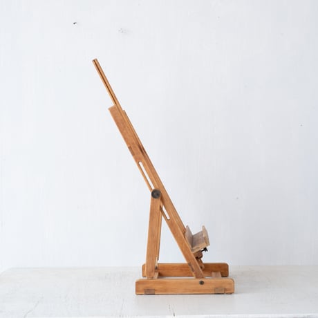 「飾る」を楽しむひととき、真鍮金具の付いたビンテージ卓上イーゼル/st.1209