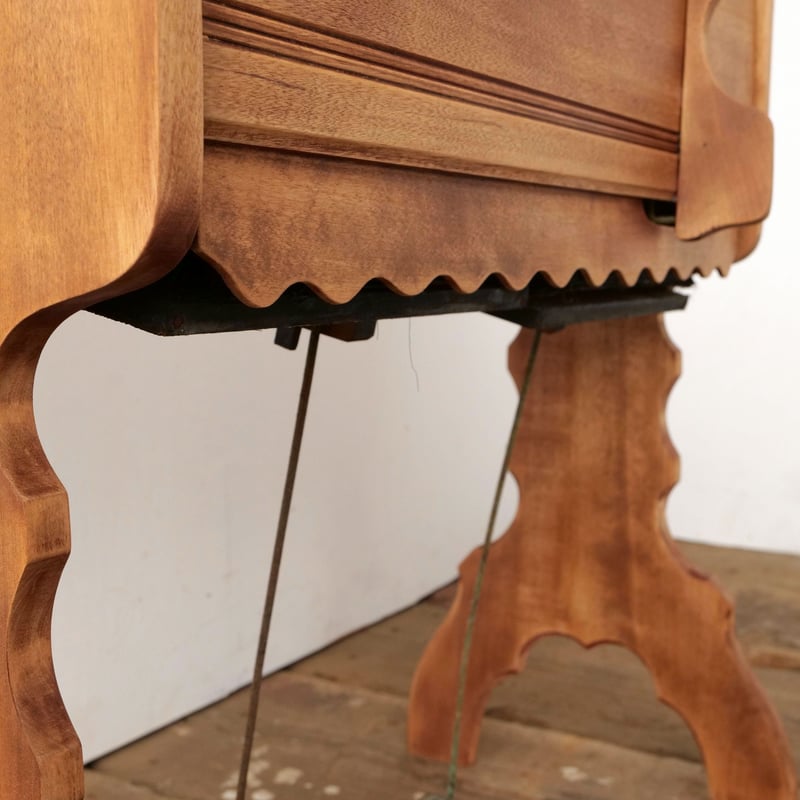 アンティーク 大正時代か昭和初期のオルガンのイス 木製 透かし