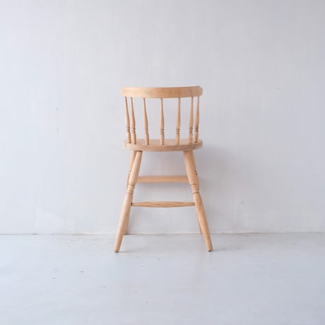 滑らかな木の表情がやさしい 丁寧な作りのギッズチェア/sa.1018