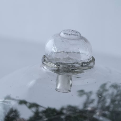 Merry Christmas！気泡やざらつきに味のあるアンティークガラスの瓶 /st.942
