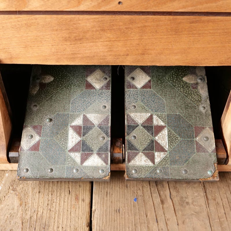 大正浪漫感じるYAMAHA製足踏みオルガンオブジェ/sk.754