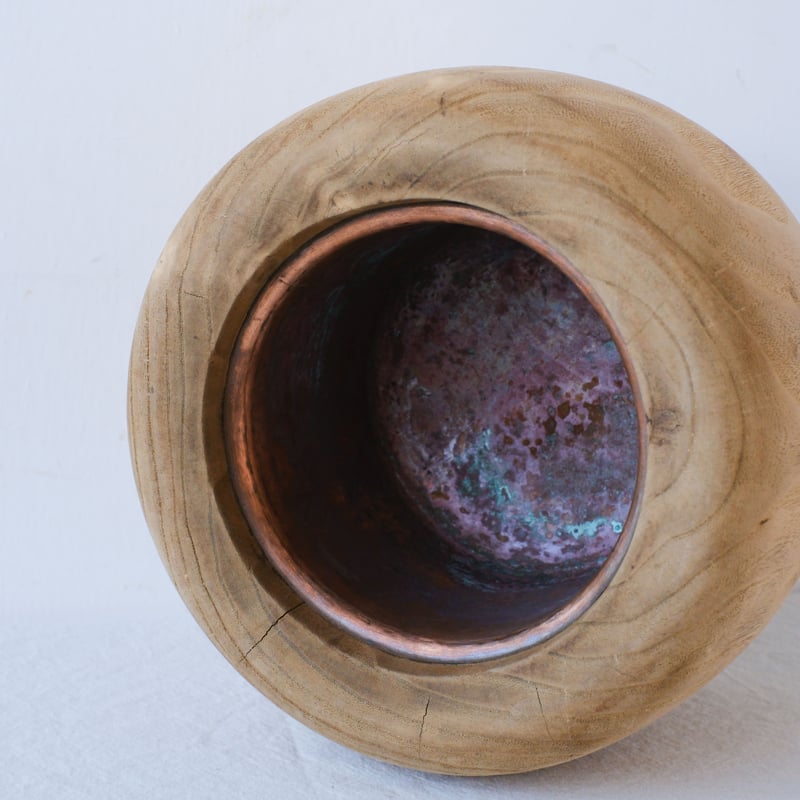 やさしい丸みを帯びた、桐製の火鉢A/st.786 | SLOWHAND DEPARTMENT