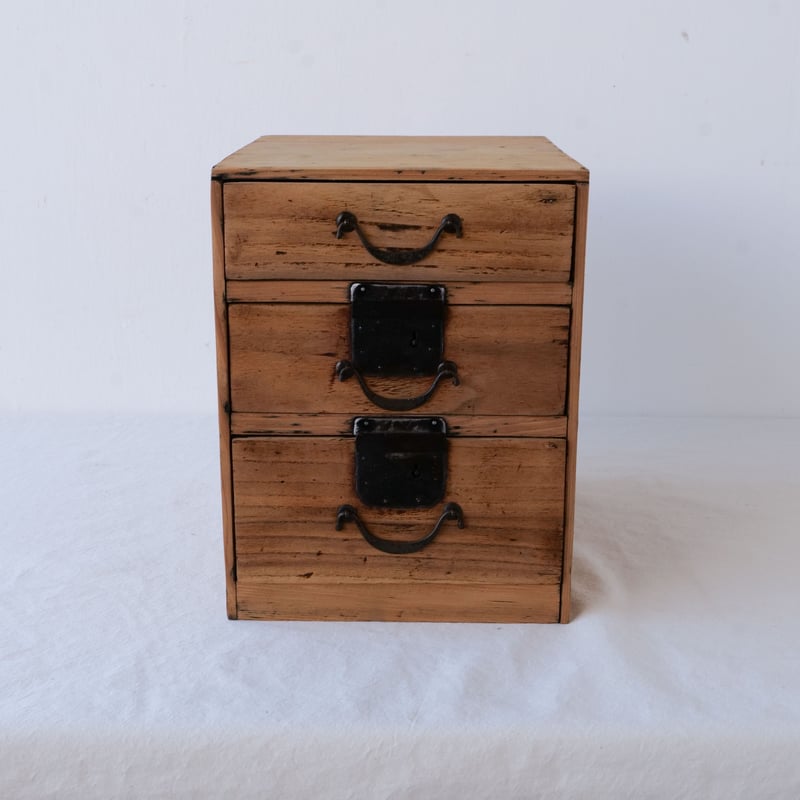1910年代 木製三段ミニ箪笥 /st. 830 | SLOWHAND DEPARTMENT