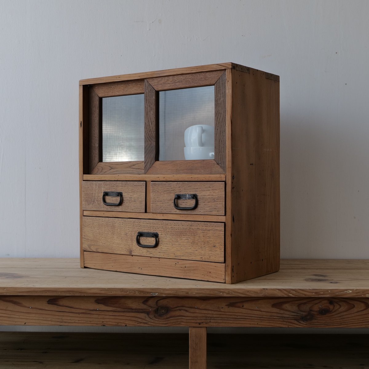 引き戸ガラス 小さな収納棚 /st.561 | SLOWHAND DEPARTMENT