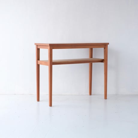 ささやかなツートンカラーが魅力の 棚板付きデスク/sa.1015