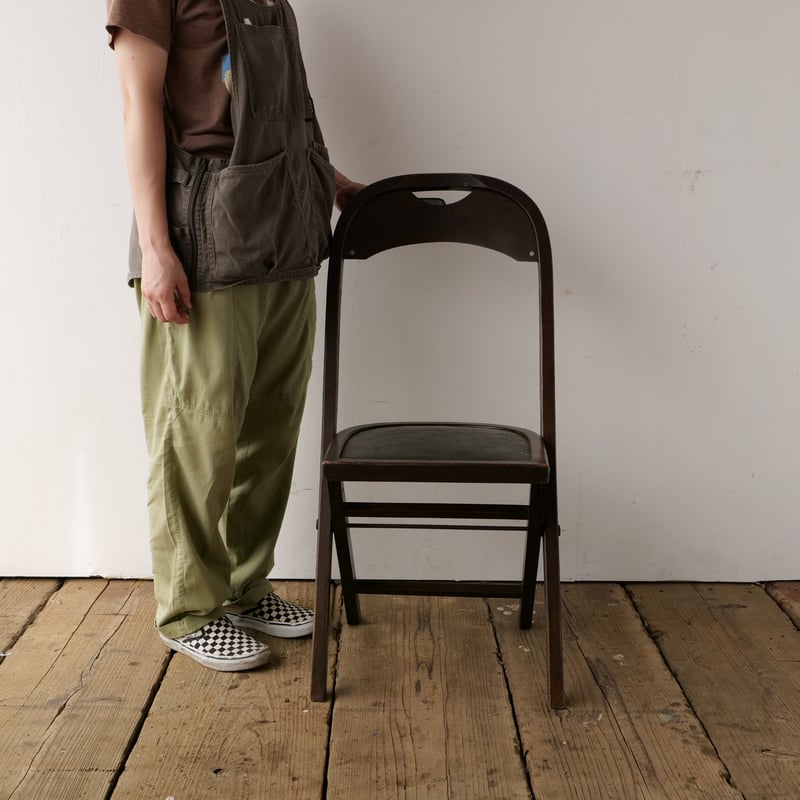 戦前から愛された秋田木工のフォールディングチェア /st.728
